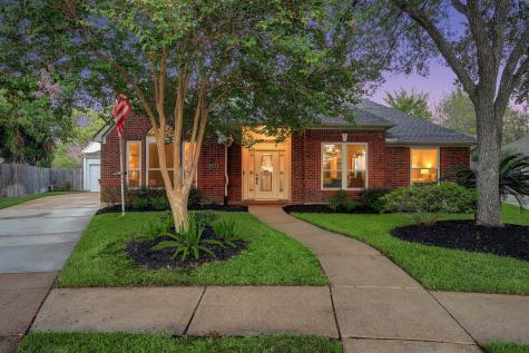 810 Colony Glen Court Houston TX 77062