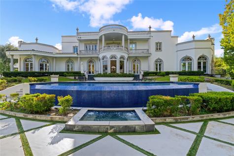 26 Crestwood Drive Houston TX 77007