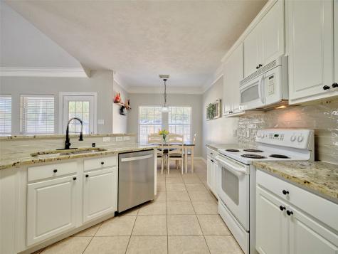 9315 Anna Street Needville TX 77461
