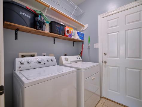 9315 Anna Street Needville TX 77461