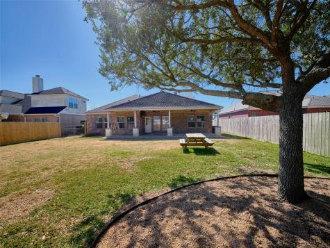 9315 Anna Street Needville TX 77461