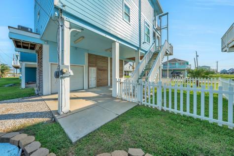 128 Mar Vista Court Surfside Beach TX 77541