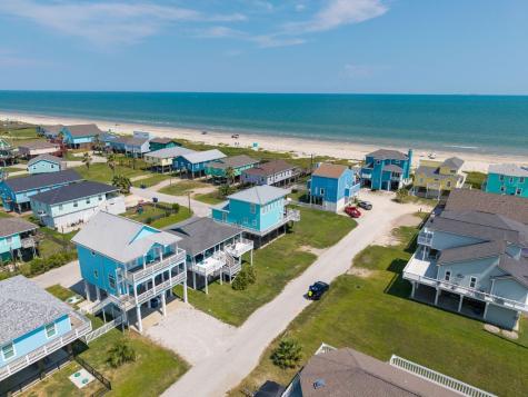 128 Mar Vista Court Surfside Beach TX 77541