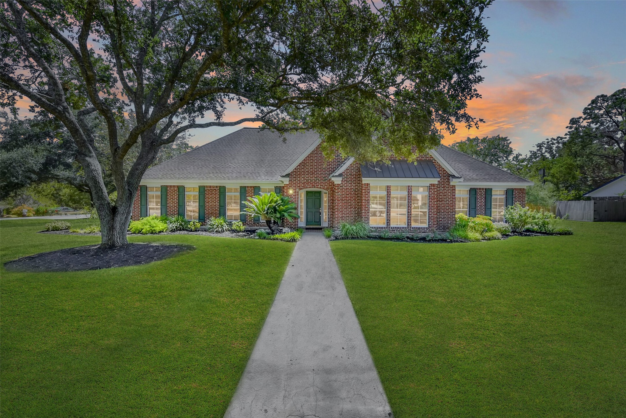 2601 Tarrytown Lane Pearland TX 77581