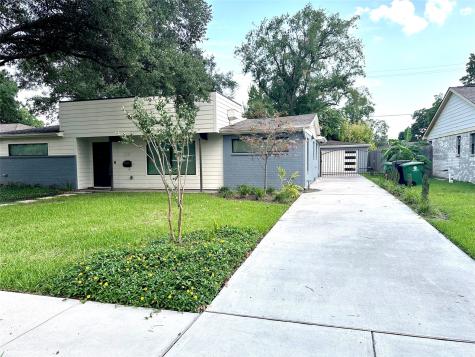 5627 Cerritos Drive Houston TX 77035