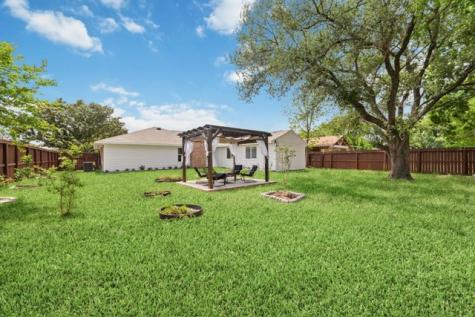 13102 Apple Glen Lane Houston TX 77072