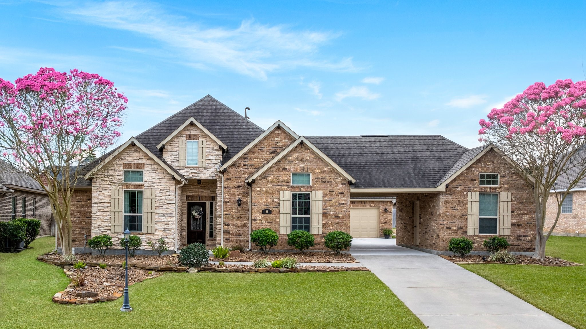 55 Victoria Drive W Montgomery TX 77356