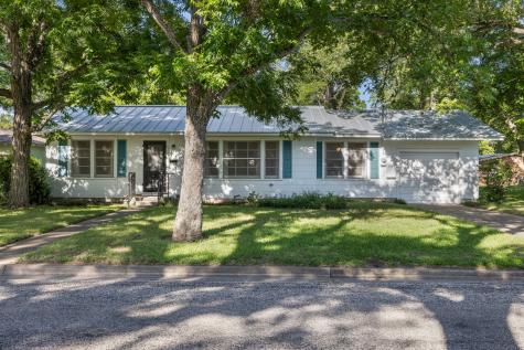 628 S Madison Street La Grange TX 78945