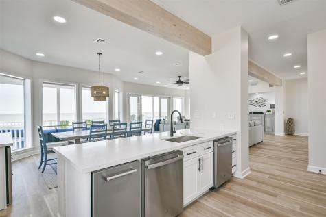 11811 Sunbather Lane Galveston TX 77554