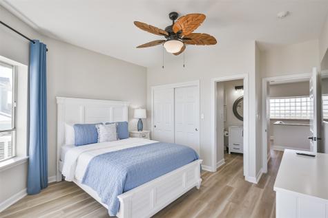 11811 Sunbather Lane Galveston TX 77554