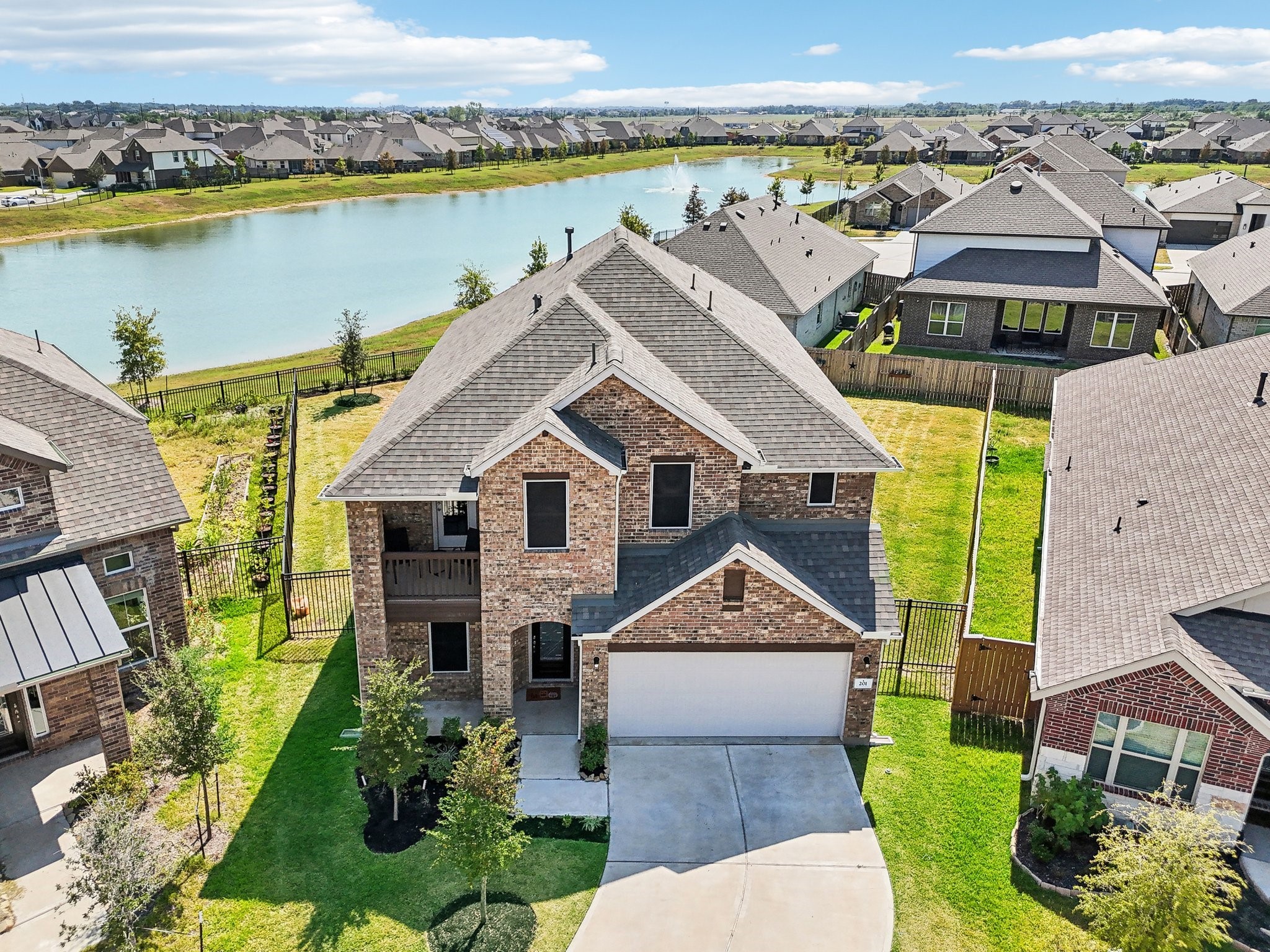 201 Catalina Cove Drive Katy TX 77493