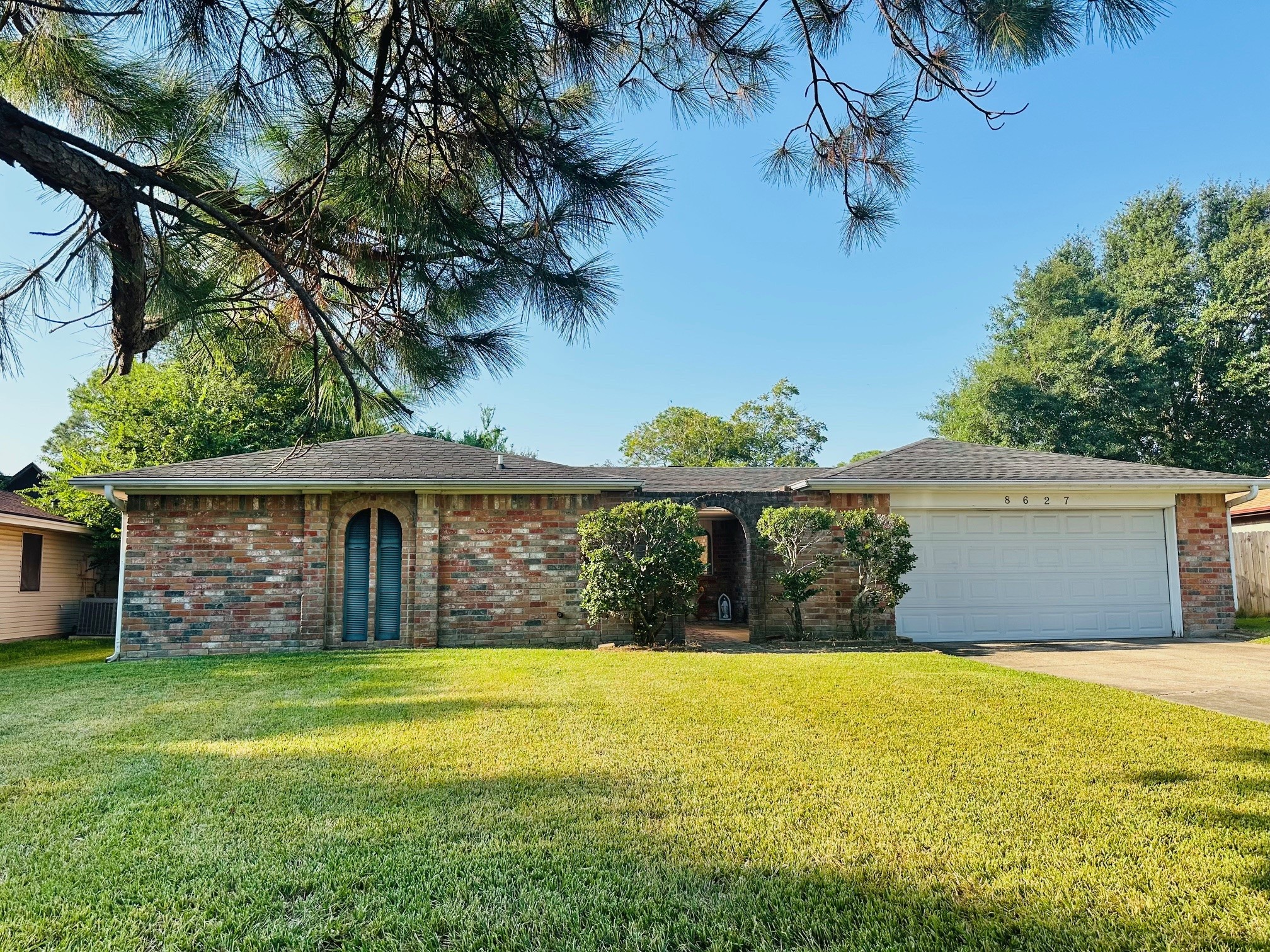 8627 Willow Bend Court Port Arthur TX 77642