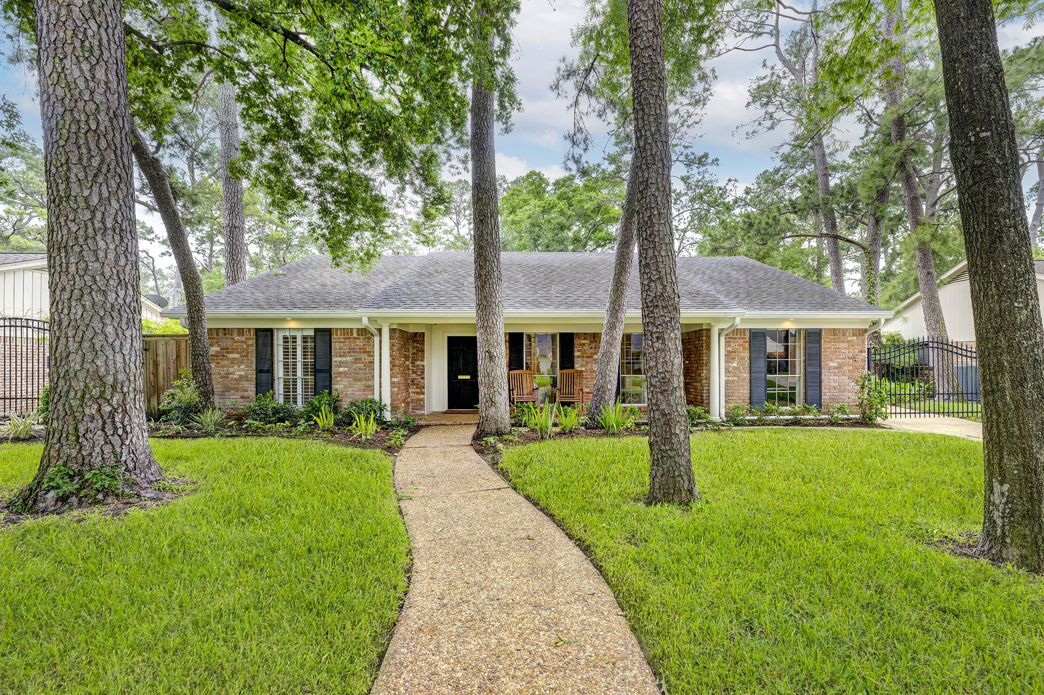 10011 Holly Springs Drive Houston TX 77042