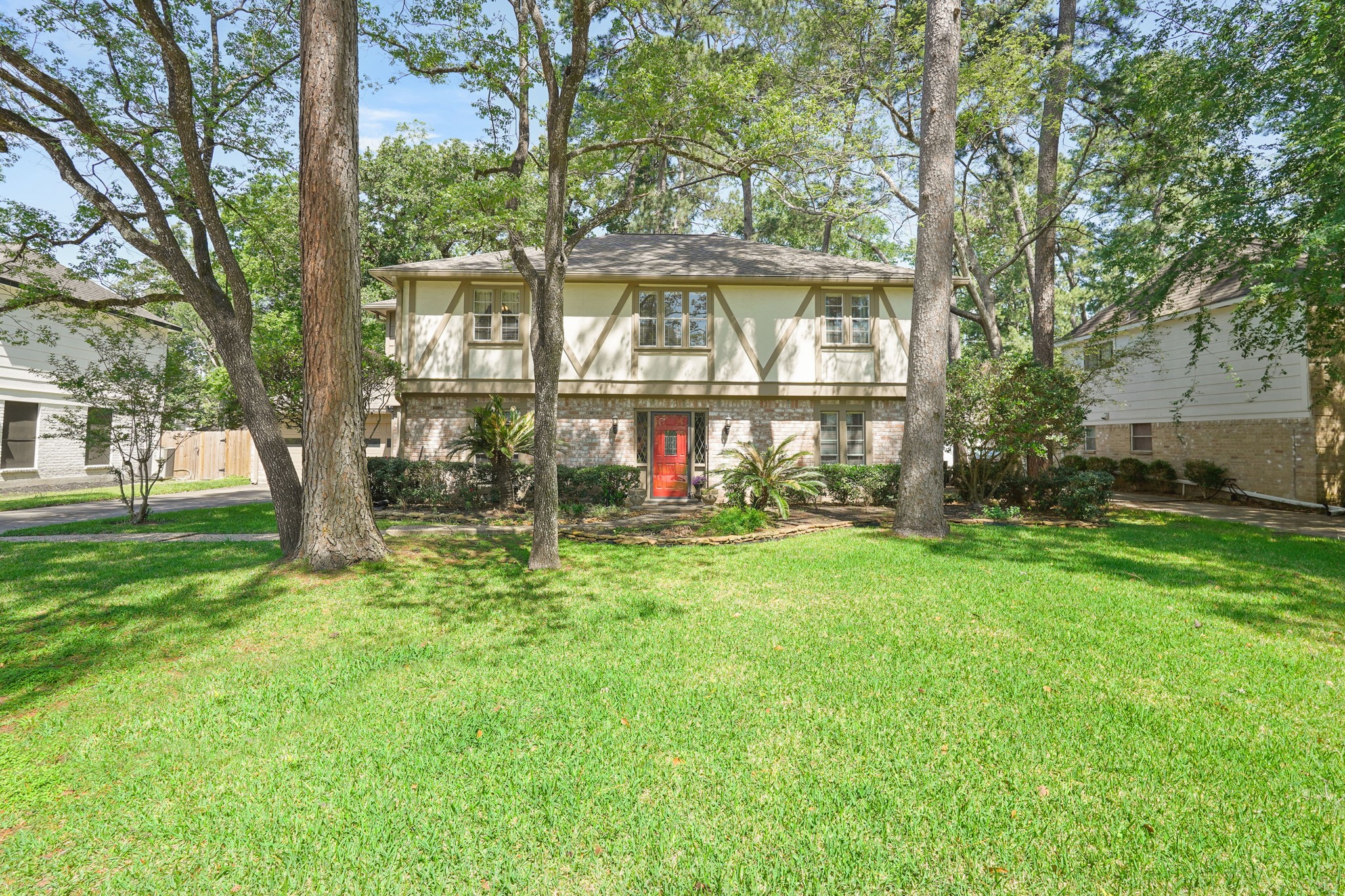 814 Romaine Lane Houston TX 77090