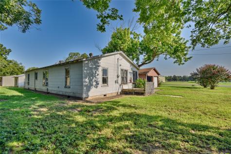 510 N Dallas Street Bremond TX 76629