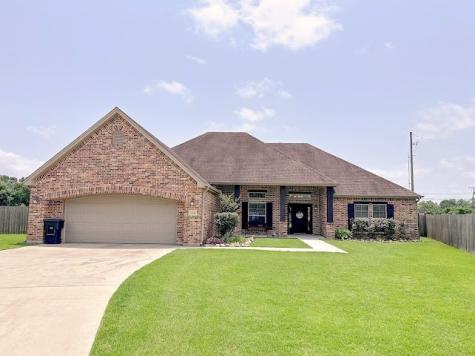 114 Wood Ridge Drive Nederland TX 77627