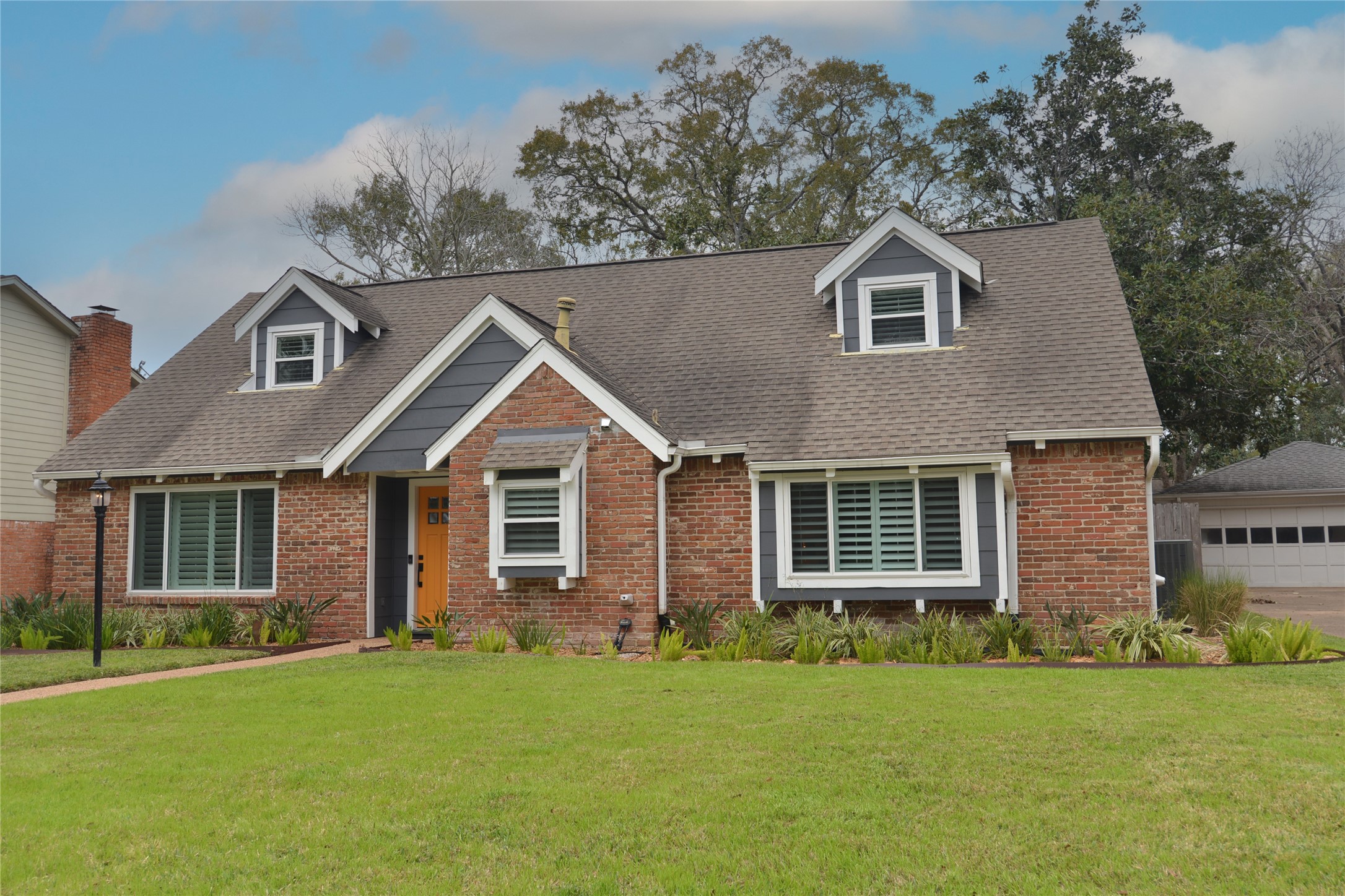 1423 Saxony Lane Houston TX 77058