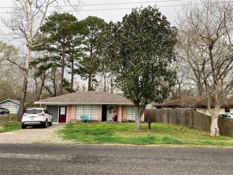 1613 Lakeland Drive Liberty TX 77575