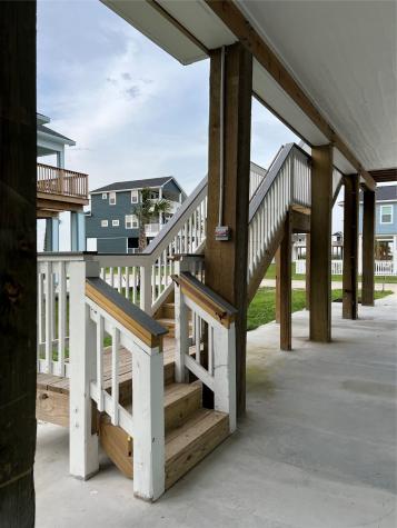 4002 Mendocino Galveston TX 77554