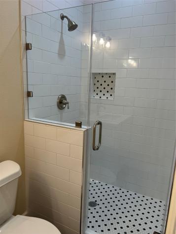 4002 Mendocino Galveston TX 77554