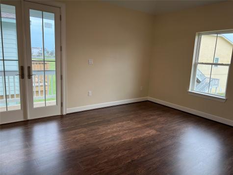 4002 Mendocino Galveston TX 77554