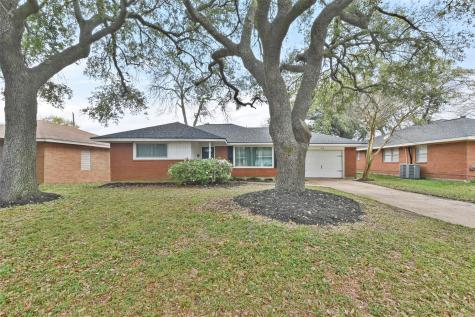 810 Martha Street Deer Park TX 77536