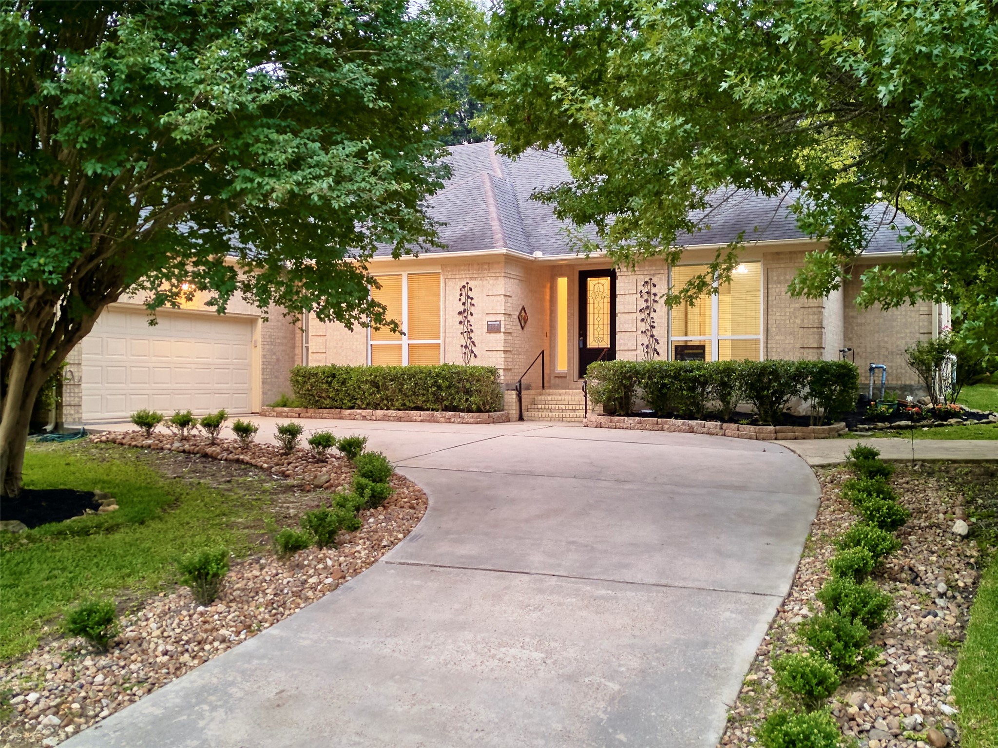 141 April Waters Drive N Montgomery TX 77356