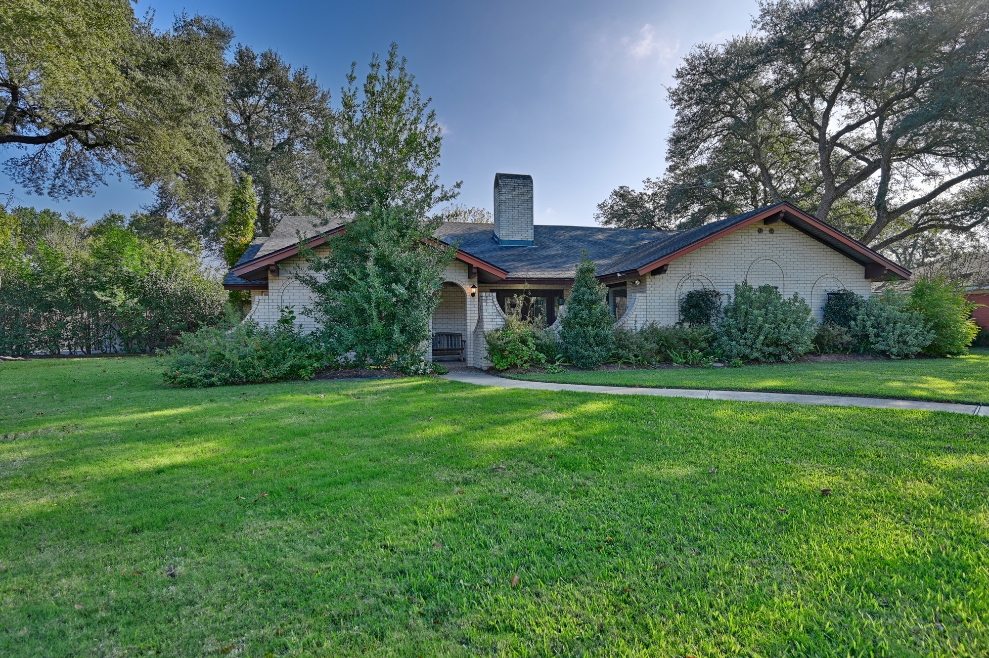 1015 N Fowlkes Street Sealy TX 77474