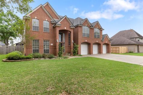 54 Mahogany Court Lake Jackson TX 77566