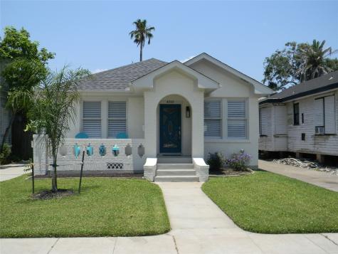 4010 Avenue R 1/2 Galveston TX 77550
