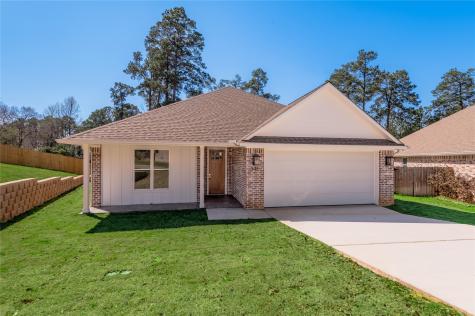825 Village Gate Circle Nacogdoches TX 75961
