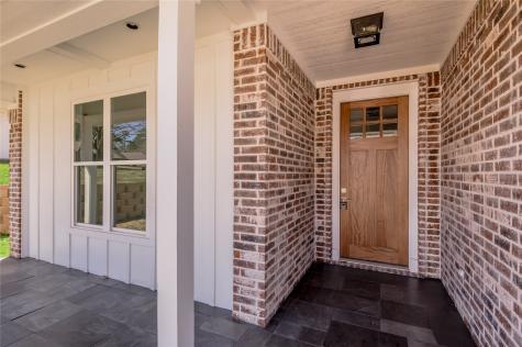 825 Village Gate Circle Nacogdoches TX 75961