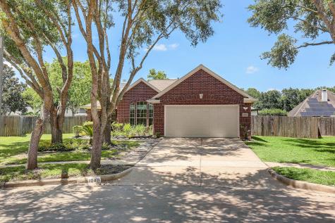 10411 Five Oaks Court Missouri City TX 77459