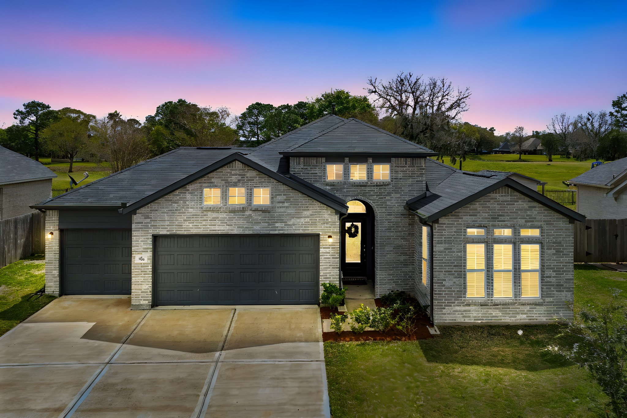 541 Green Meadows Drive West Columbia TX 77486