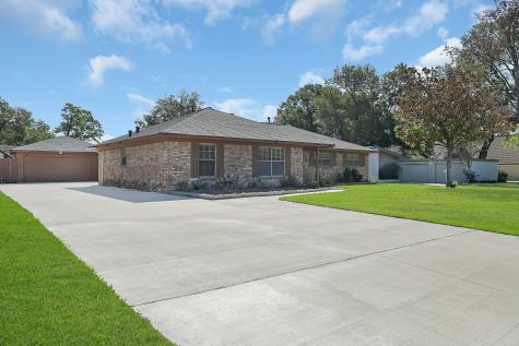 2115 Forest Oaks Drive Houston TX 77017