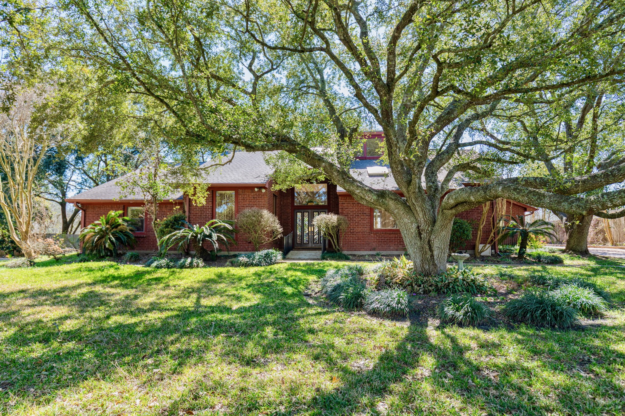 2104 Airline Drive Friendswood TX 77546