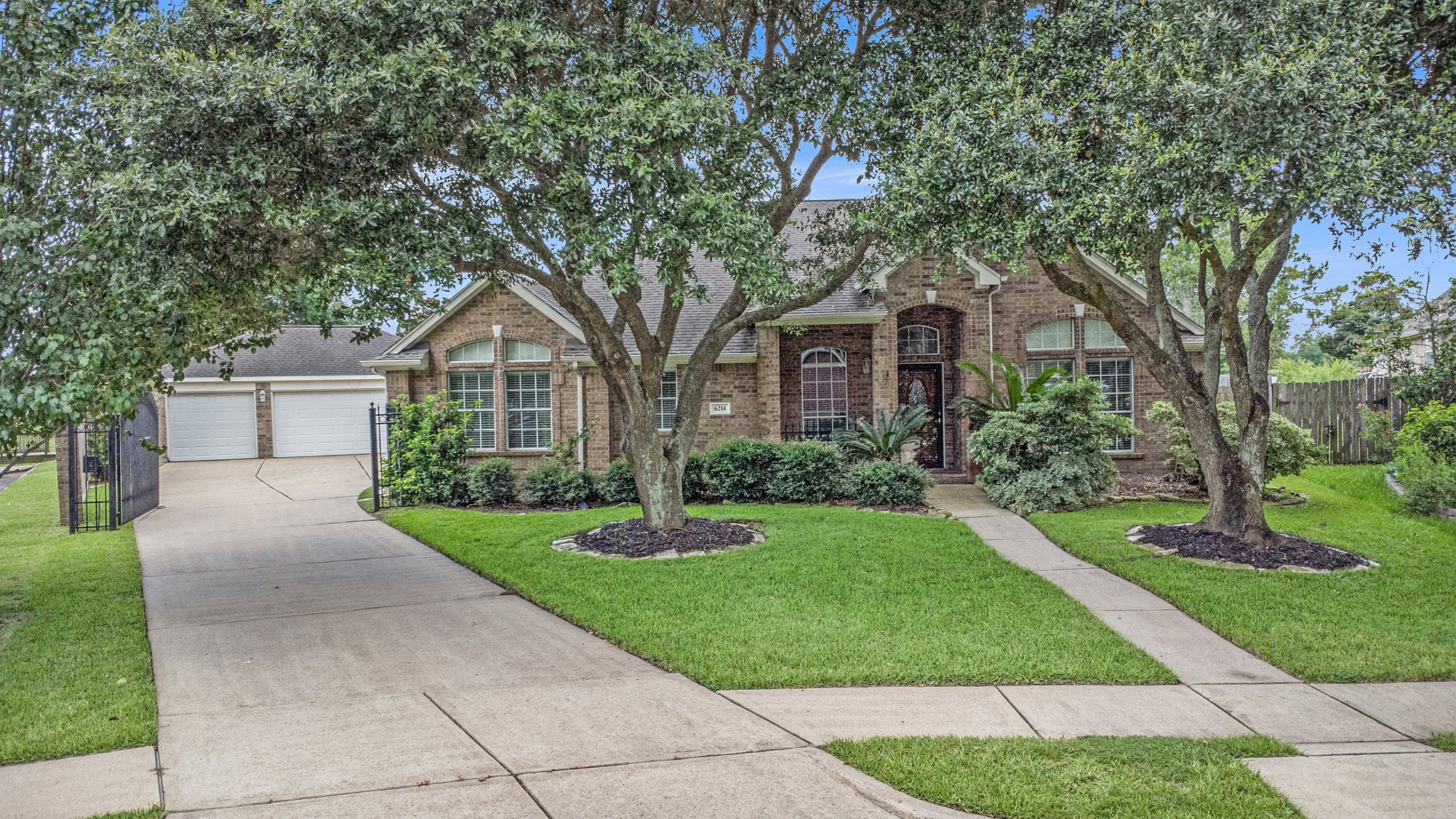 6214 S Sumac Drive Pearland TX 77584
