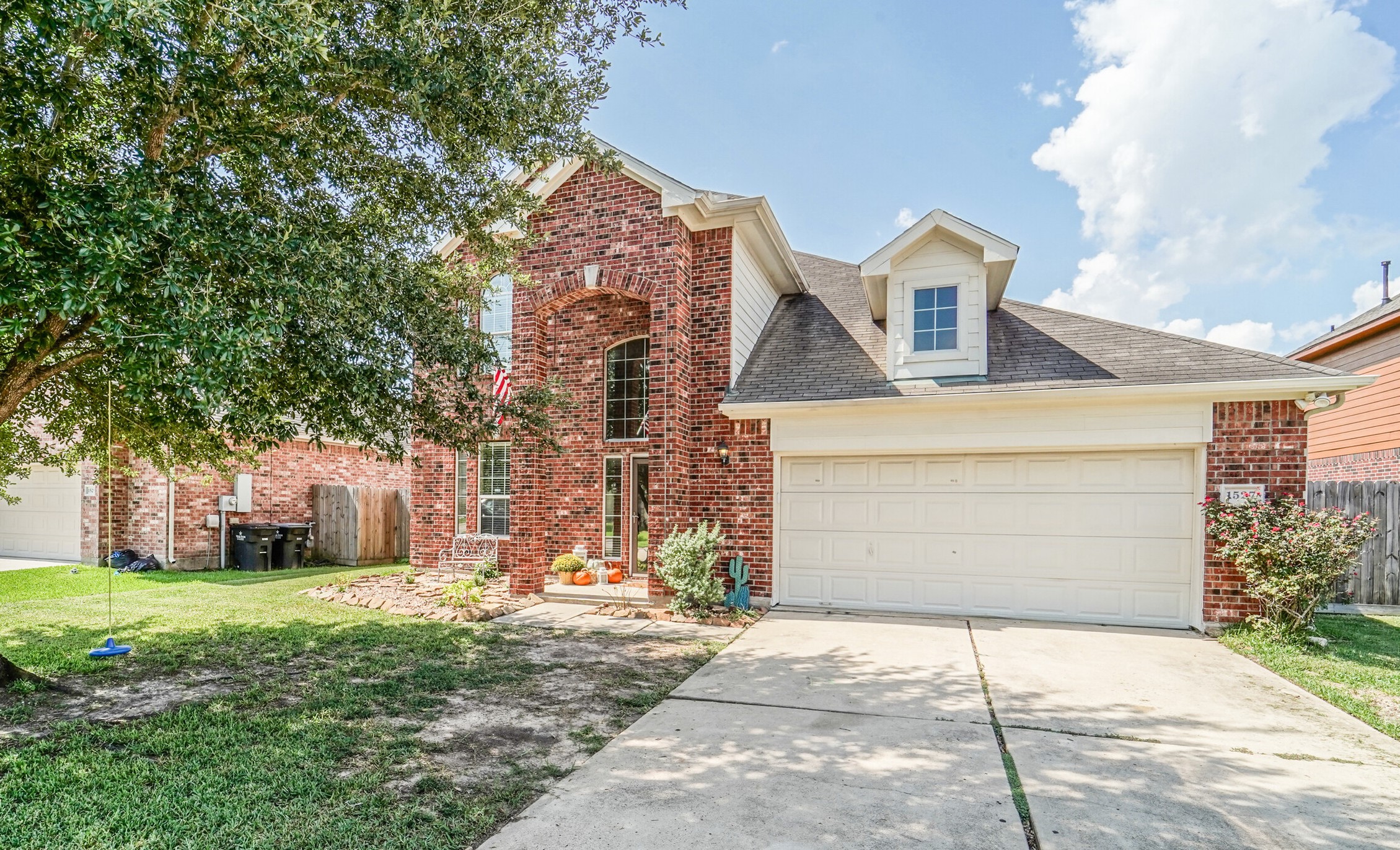 1527 Allison Street Alvin TX 77511