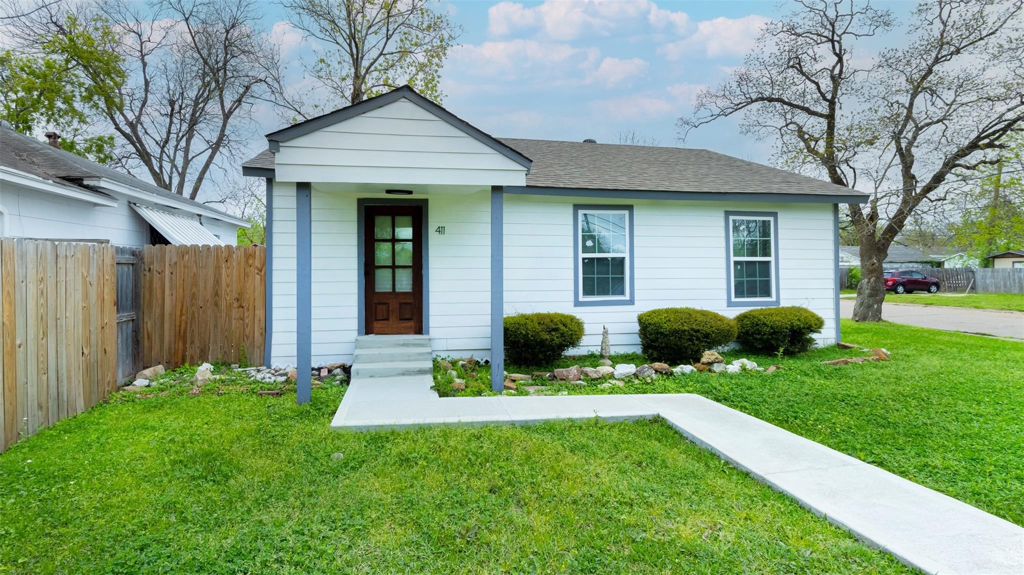 411 Harris Avenue Pasadena TX 77506