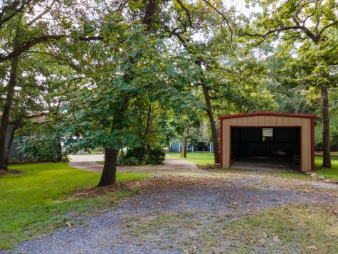11001 Clyde Acord Road Franklin TX 77856