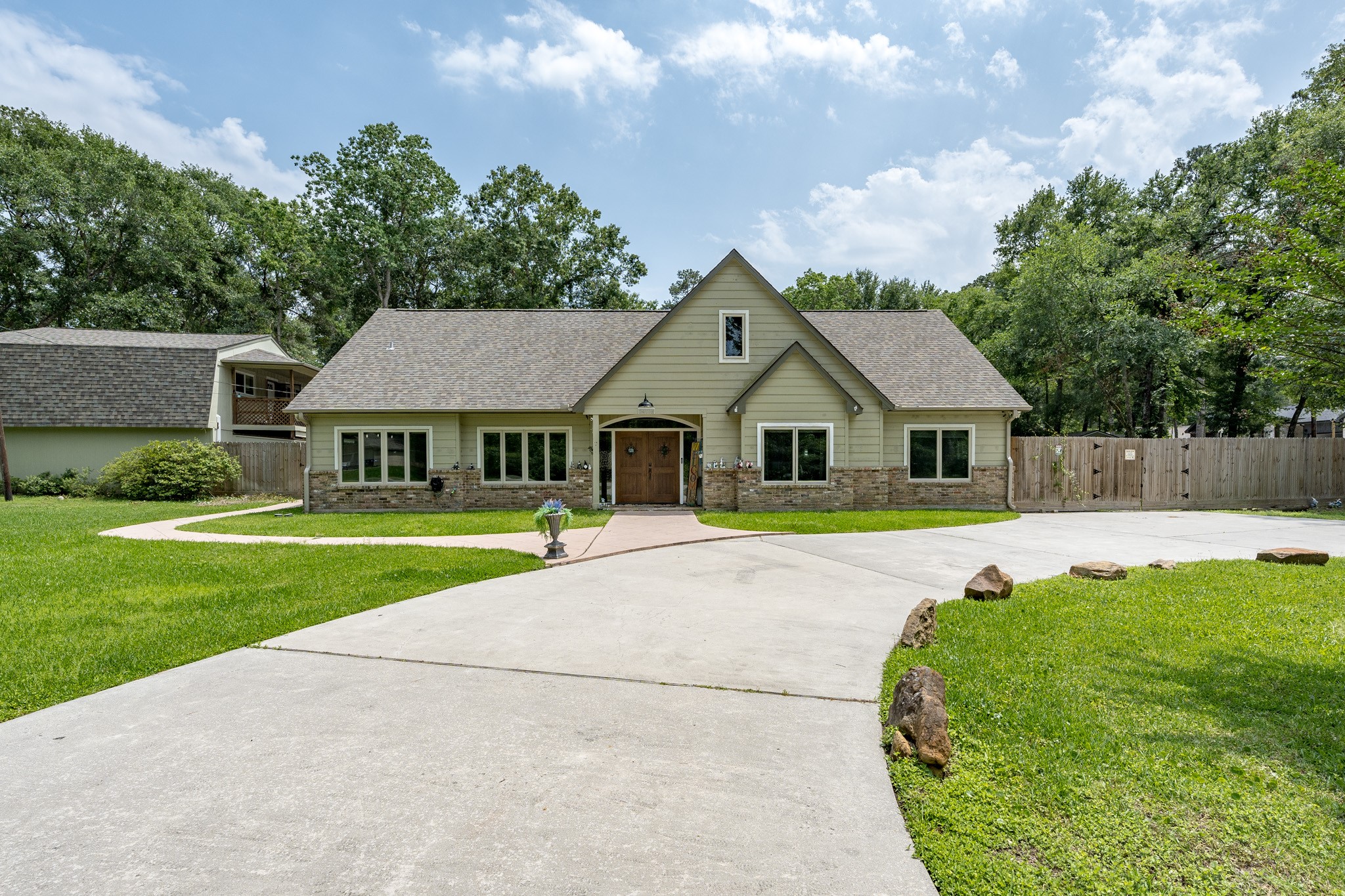24119 Creek Wood Drive Spring TX 77389