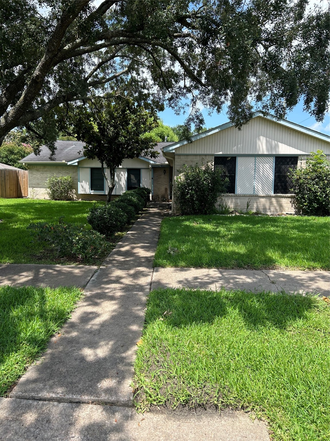 10735 Sagevale Lane Houston TX 77089