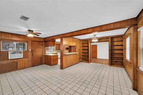 10010 Whiteside Lane Houston TX 77080