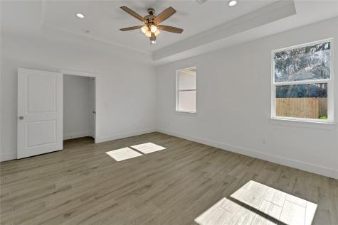 939 Lake View Drive Montgomery TX 77356