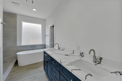 939 Lake View Drive Montgomery TX 77356