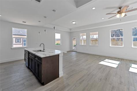 939 Lake View Drive Montgomery TX 77356