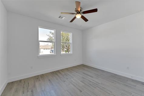 939 Lake View Drive Montgomery TX 77356