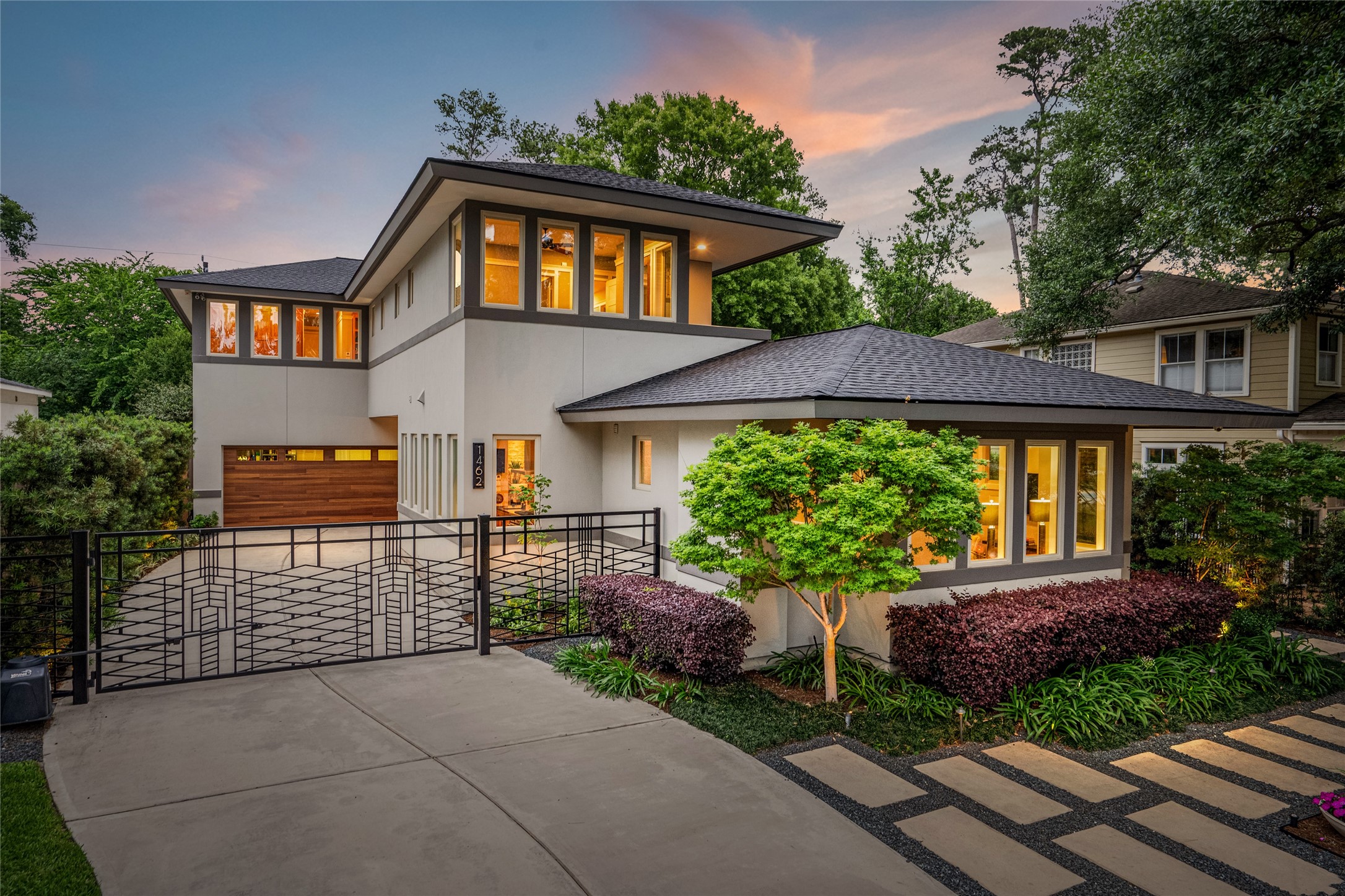 1462 Sue Barnett Drive Houston TX 77018