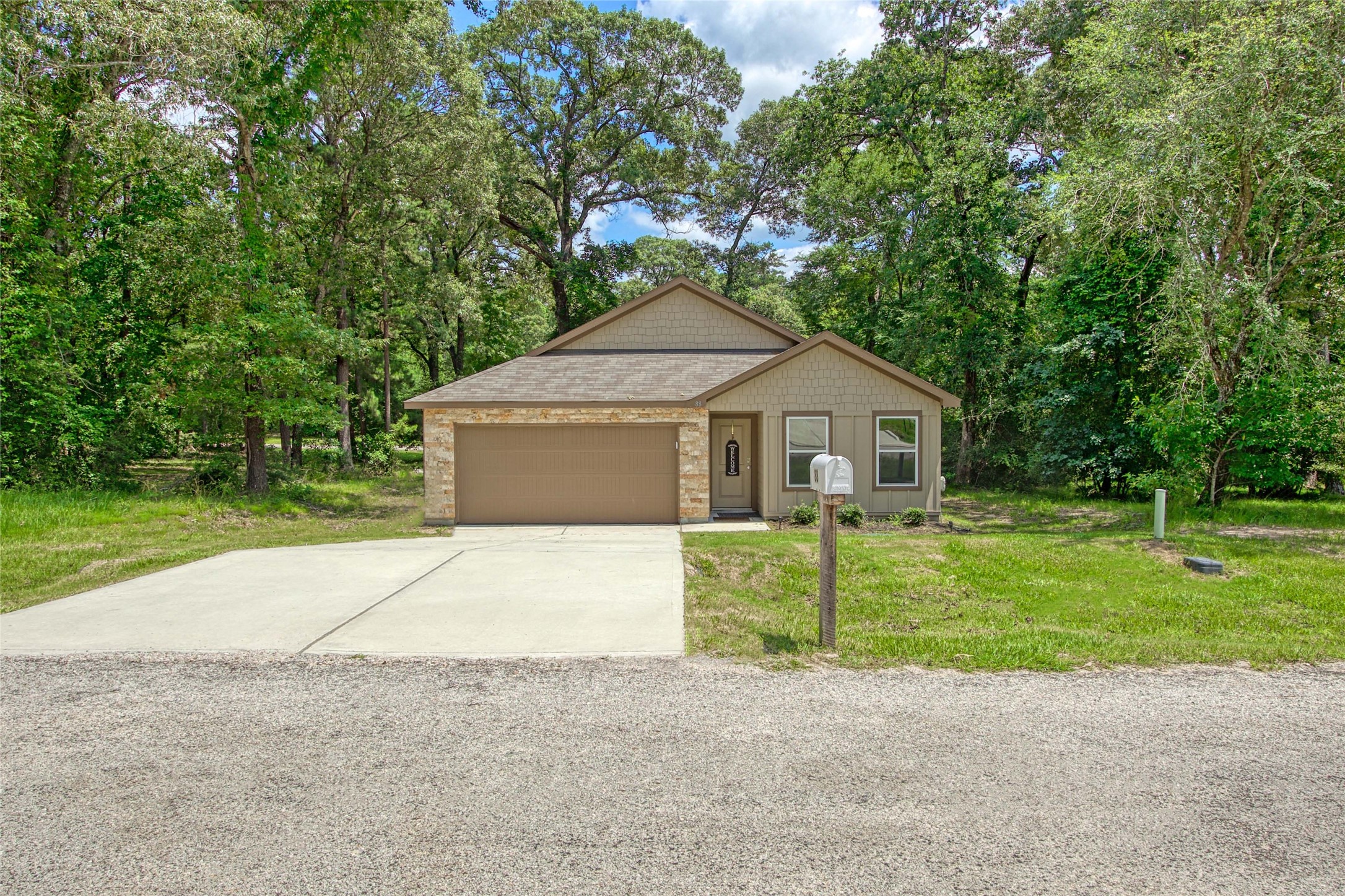 88 Hillsborough Drive Huntsville TX 77340