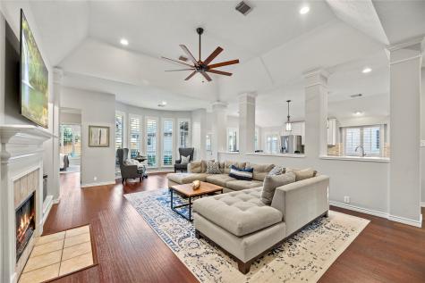 1150 Azalea Bend Sugar Land TX 77479